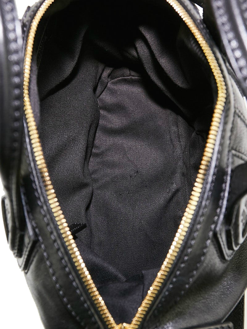 Lookbook 지방시 나이팅게일 토트 마이크로 블랙