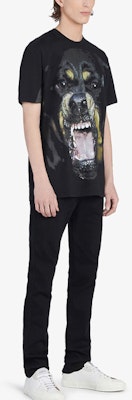 지방시 로트와일러 그래픽 릴렉스 핏 블랙 반팔티 남성용. BM705L3Y1P-001 Purchase 지방시 로트와일러 그래픽 릴렉스 핏 블랙 반팔티 남성용. BM705L3Y1P-001