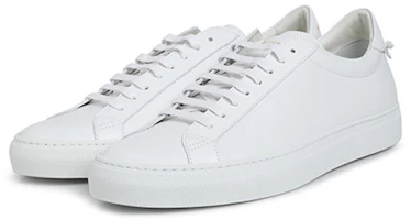 Shop GIVENCHY 平底鞋 純白 男款