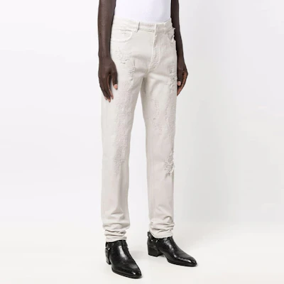 GIVENCHY Celana Jeans Denim Putih Slim Fit Pinggang Sedang. BM50ST50NJ-100 Shop GIVENCHY Celana Jeans Denim Putih Slim Fit Pinggang Sedang. BM50ST50NJ-100