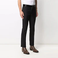 Shop GIVENCHY 修身版休閒西裝褲 黑色 BM50UM100H-001