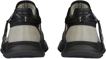 Lookbook Givenchy Spectre Runner Low ''Grau'' Sneakers BH003MH14T-029