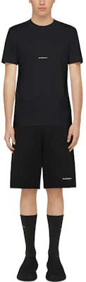GIVENCHY SS22 Black Crewneck T-Shirt with Solid Logo Print. BM71F83Y6B-001 Shop GIVENCHY SS22 Black Crewneck T-Shirt with Solid Logo Print. BM71F83Y6B-001