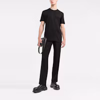 Lookbook GIVENCHY SS22 Black Logo Embroidered Crewneck T-Shirt. BM71DX3Y6B-001