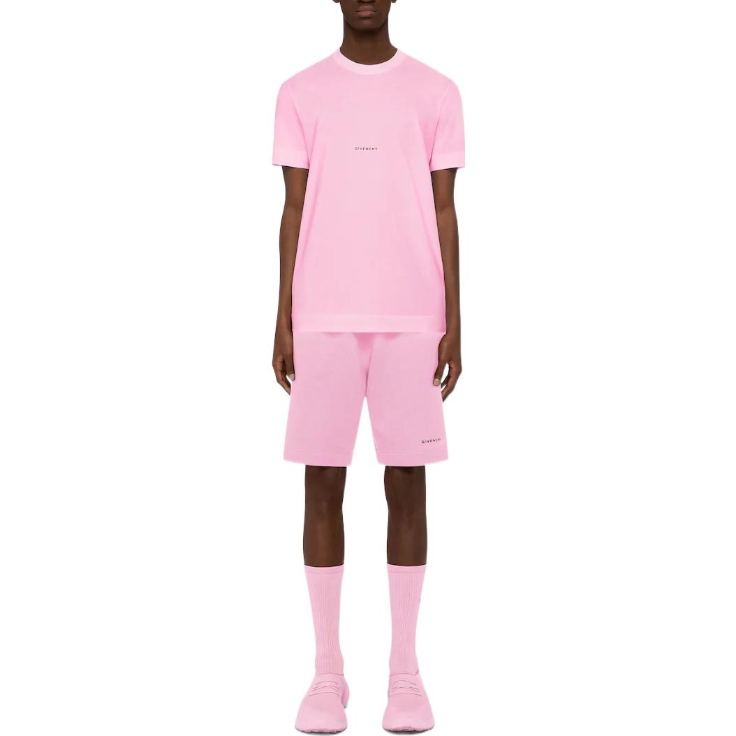 Lookbook Givenchy SS22 Logo Bermuda Shorts Warna Pink Muda. BM515B3Y78-681