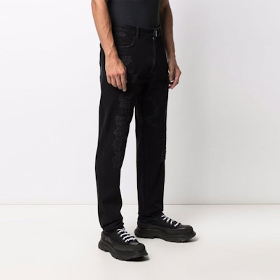 GIVENCHY SS22 Celana Jeans Hitam Slim Fit Distressed BM50ST50NY-001 Purchase GIVENCHY SS22 Celana Jeans Hitam Slim Fit Distressed BM50ST50NY-001