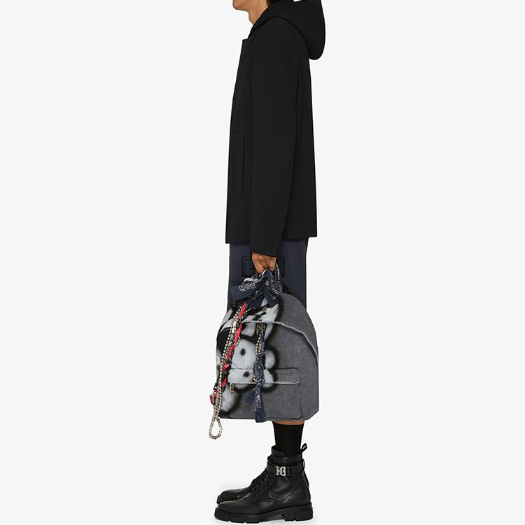 Purchase Givenchy SS22 Embroidered Logo Straight Fit Casual Shorts Blue . BM50WC3Y6U-403