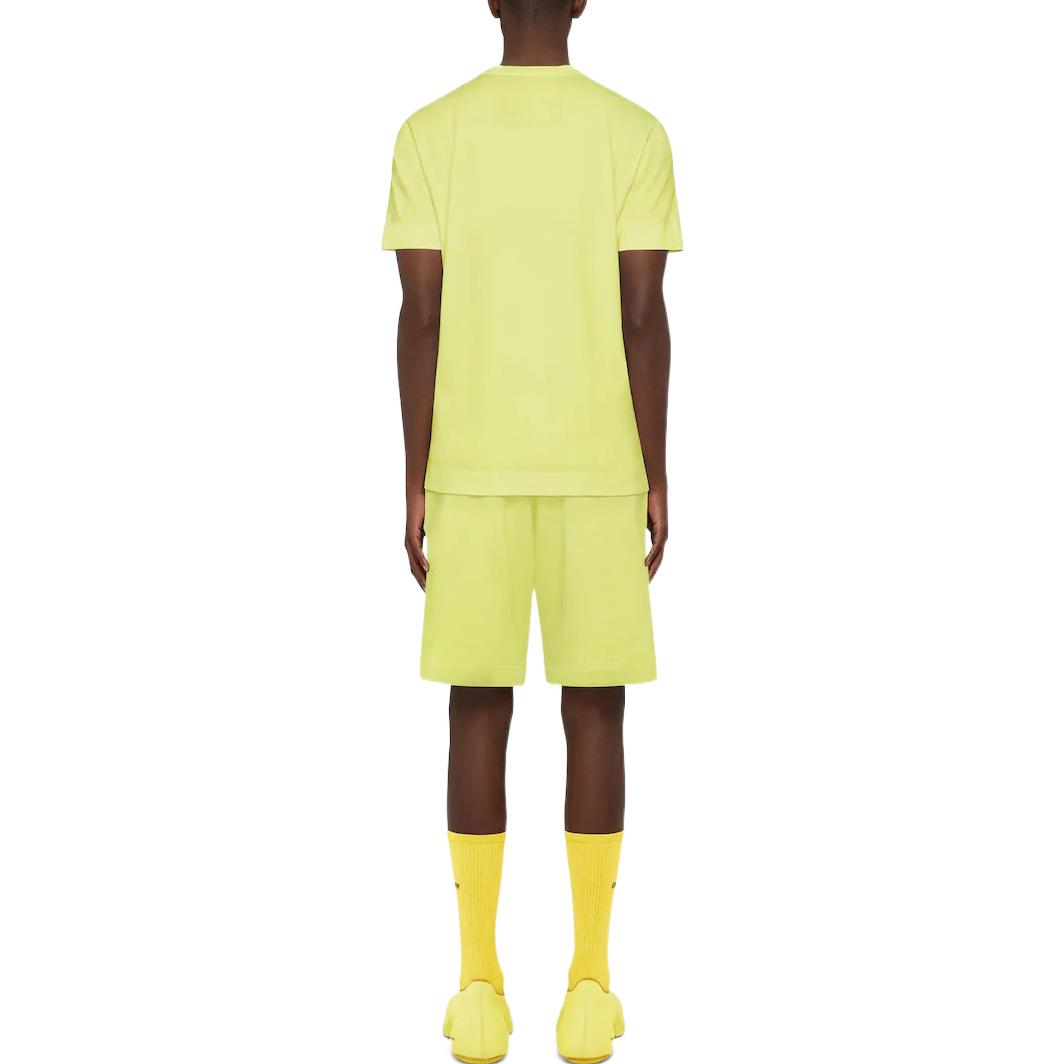 Shop ジバンシィ SS22 ロゴプリント クルーネック Tシャツ アシッドイエロー メンズ. BM71F83Y6B-725