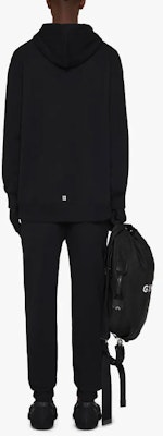 GIVENCHY SS23 Celana Jogger Knit Hitam dengan Print Huruf. BM514M3YAA-001 Shop GIVENCHY SS23 Celana Jogger Knit Hitam dengan Print Huruf. BM514M3YAA-001