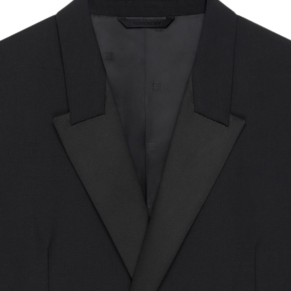 Sizing 지방시 SS23 블랙 슬림핏 버클 디테일 긴소매 블레이저. BM30BT100H-001