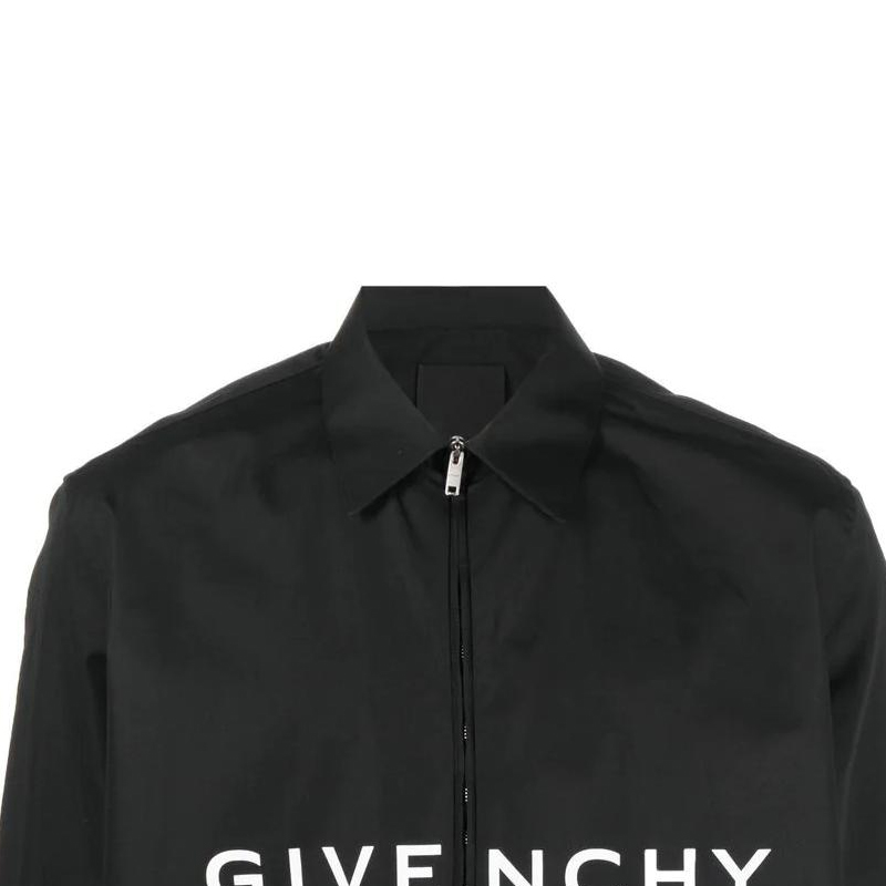Details for GIVENCHY SS23 Kemeja Lengan Panjang Hitam dengan Resleting dan Cetak Logo. BM60TL1YC8-001