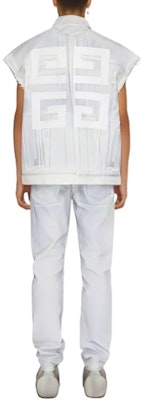 GIVENCHY SS23 Jeans Abu-Abu Straight-Leg dengan Logo Print. BM50UY5Y50100 Shop GIVENCHY SS23 Jeans Abu-Abu Straight-Leg dengan Logo Print. BM50UY5Y50100