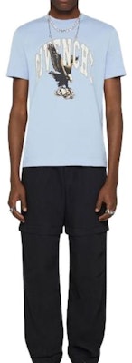 지방시 SS23 라이트 블루 애니멀 레터 프린트 크루넥 티셔츠. BM716G3YE5-452 Lookbook 지방시 SS23 라이트 블루 애니멀 레터 프린트 크루넥 티셔츠. BM716G3YE5-452