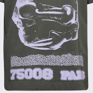 GIVENCHY SS23 Kaos Abu-abu Oversized dengan Cetak Huruf. BM71JT3YGF325 Sizing GIVENCHY SS23 Kaos Abu-abu Oversized dengan Cetak Huruf. BM71JT3YGF325