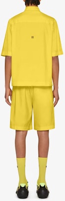 Givenchy SS23 Seluar Pendek Kuning Santai Pinggang Elastik. BM518Q14DG-700 Shop Givenchy SS23 Seluar Pendek Kuning Santai Pinggang Elastik. BM518Q14DG-700