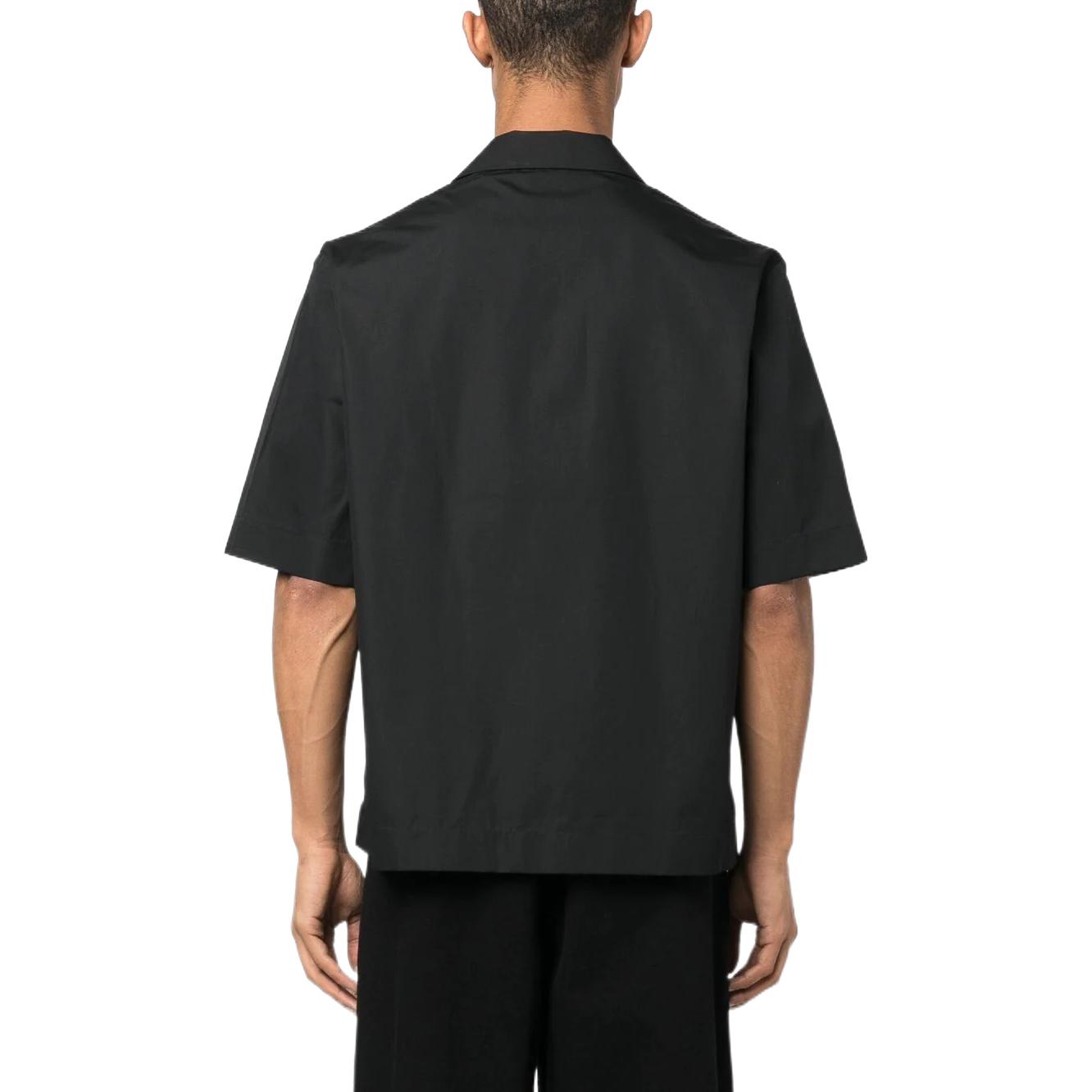 Purchase Givenchy Kemeja Hitam Lengan Pendek Logo Pria SS23. BM60T51YC8-001