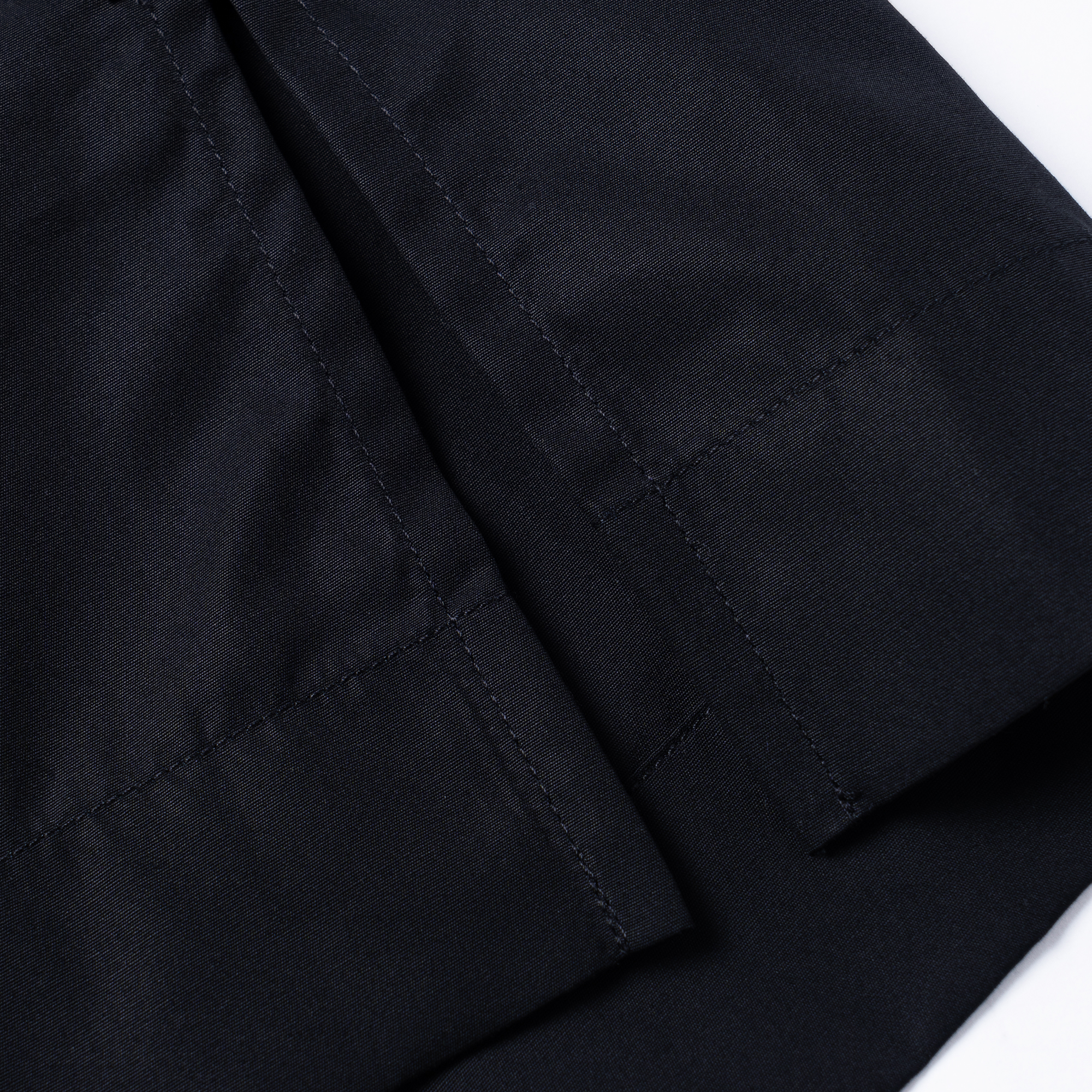 Cheap Givenchy Kemeja Hitam Lengan Pendek Logo Pria SS23. BM60T51YC8-001