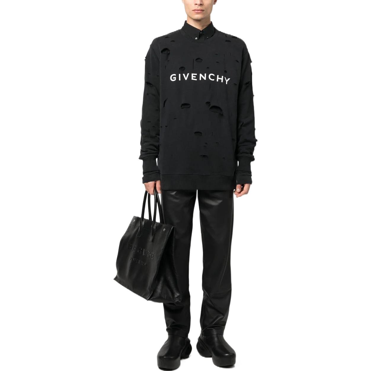 Lookbook Sudadera Negra con Logo Distressed de GIVENCHY SS23. BMJ0KE3Y9W-011