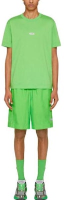 지방시 SS23 솔리드 컬러 크루넥 반팔 티셔츠 그린 BM716R3YCN-322 Lookbook 지방시 SS23 솔리드 컬러 크루넥 반팔 티셔츠 그린 BM716R3YCN-322