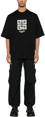 Givenchy SS24 Black T-Shirt with Embroidered Logo. BM712H3YMV-001 Lookbook Givenchy SS24 Black T-Shirt with Embroidered Logo. BM712H3YMV-001