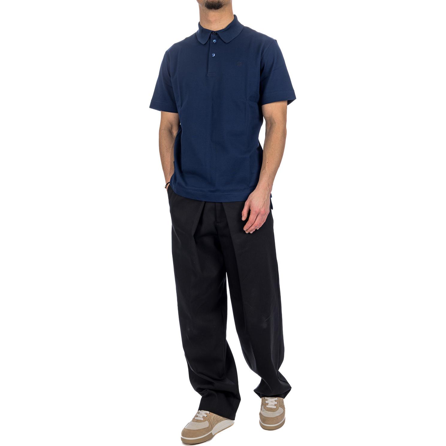 Lookbook Givenchy SS24 Kaos Polo Lengan Pendek Navy Biru. BM71KR3YCD-410