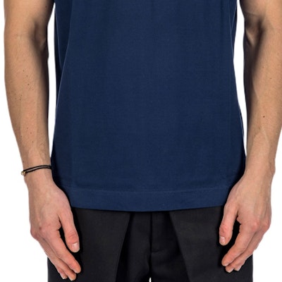 Givenchy SS24 Kaos Polo Lengan Pendek Navy Biru. BM71KR3YCD-410 Sizing Givenchy SS24 Kaos Polo Lengan Pendek Navy Biru. BM71KR3YCD-410