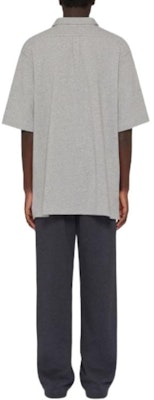 Givenchy Kemeja Pendek Abu SS24 Alphabet Point Collar Button-Up. BM611J1YGT-055 Shop Givenchy Kemeja Pendek Abu SS24 Alphabet Point Collar Button-Up. BM611J1YGT-055