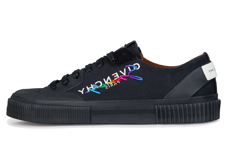 Buy ジバンシィ テニス ブラック BH001TH0GB-960