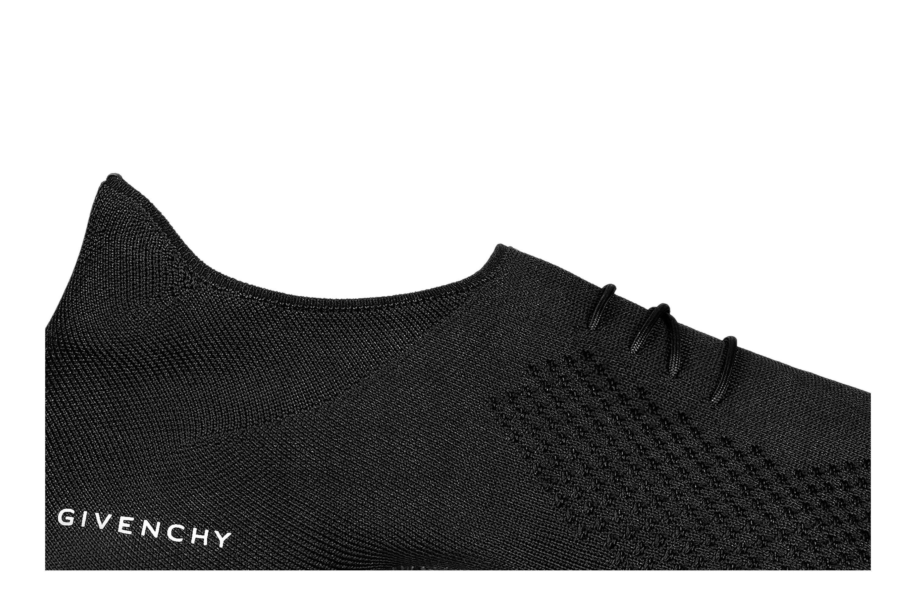 Lookbook Givenchy The TK-360 ''Zwart'' BH006KH1AV-001