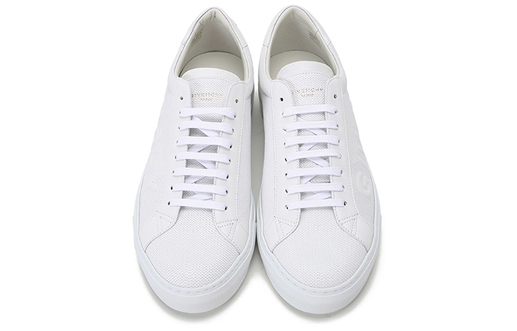 Shop ジバンシィ アーバンストリート ロー (白/エンボスロゴ) BH004KH0T2-100