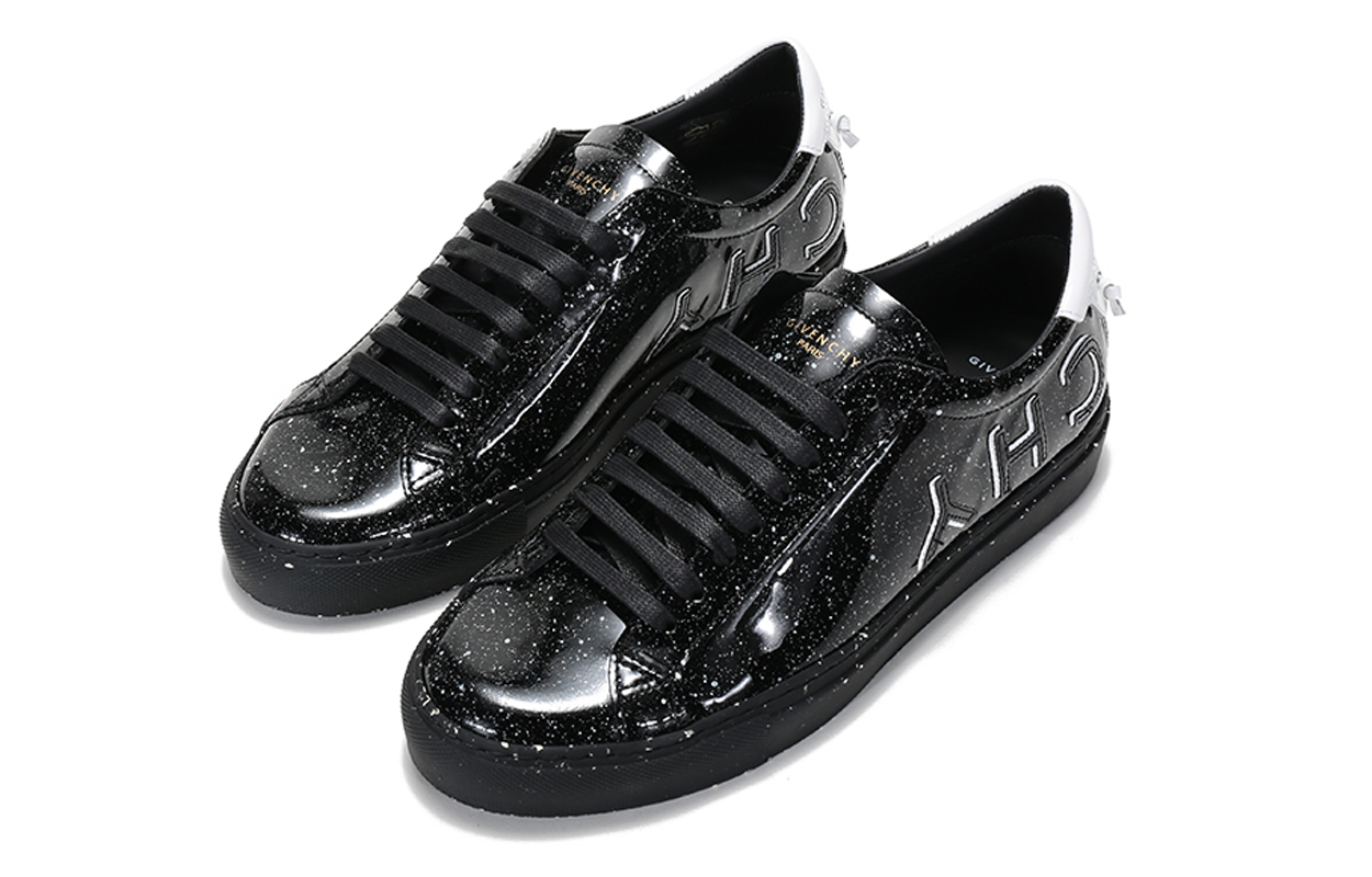 Lookbook Givenchy Urban Street Low ''Reverse Logo - Zwarte Ster Effect'' BH001DH0T7-004