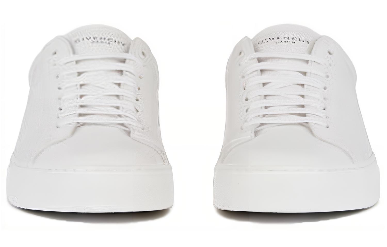 Lookbook Givenchy Urban Street Low 'Putih Perak' BH0002H0EU-132