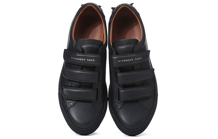 Shop Givenchy Urban Street Velcro 'Hitam' BH002GH0K8-001