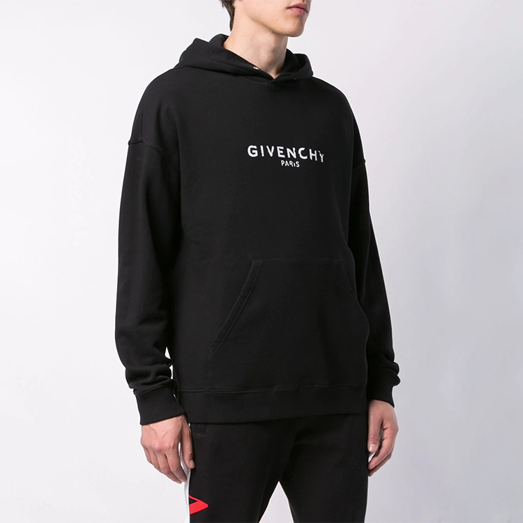 Shop GIVENCHY Sudadera Negra Clásica con Estampado de Logo Vintage BM700R30AF-001