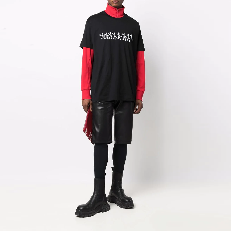 Givenchy Chito SS22 Graphic Print Black Crewneck T-Shirt for Men. BM718P3Y6B-001 圖 3