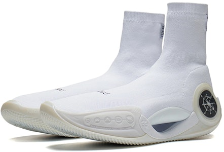 Glare x Li-Ning Way of Wade 9 LS 'Putih' ABCS073-3 Lookbook Glare x Li-Ning Way of Wade 9 LS 'Putih' ABCS073-3