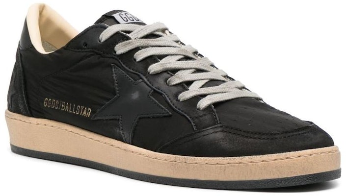 Golden Goose Ball Star 'Black Distressed with Star Patch' GMF00117.F004760.90100 Order Golden Goose Ball Star 'Black Distressed with Star Patch' GMF00117.F004760.90100