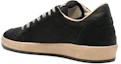 Shop Golden Goose Ball Star ''Schwarz Abgenutzt mit Sternen-Patch'' GMF00117.F004760.90100