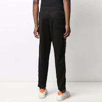 Shop Golden Goose 黑色星星圖案鬆緊腰針織運動褲 GMP00877P00052180203