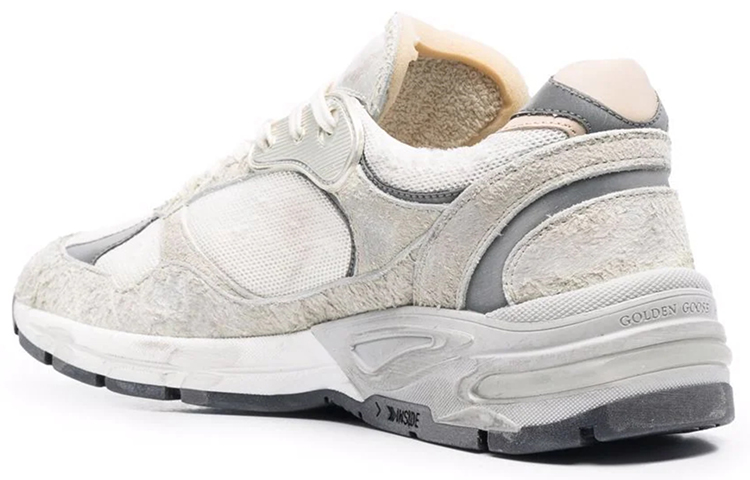 Shop Golden Goose Dad-Star 'Blanco Desgastado' GMF00199.F002156.80185