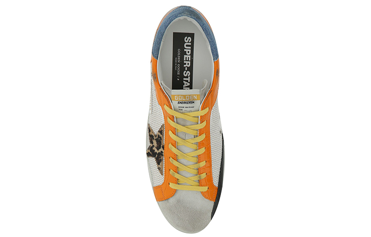 Shop Sneaker 'Kelabu Jingga' Golden Goose Deluxe Brand GMF00103.F001234.80915