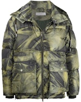 Golden Goose Green Camo Print Hooded Long-Sleeve Puffer Jacket. GMP01016P00057735479 Golden Goose Green Camo Print Hooded Long-Sleeve Puffer Jacket. GMP01016P00057735479