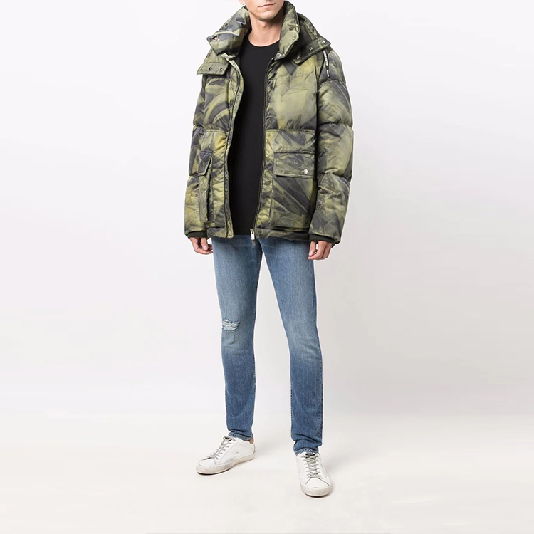 Lookbook ゴールデングース グリーンカモプリント フード付きロングスリーブ ダウンジャケット GMP01016P00057735479