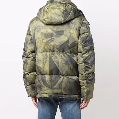 金鹅绿迷彩印花连帽长袖羽绒夹克. GMP01016P00057735479 Details for 金鹅绿迷彩印花连帽长袖羽绒夹克. GMP01016P00057735479