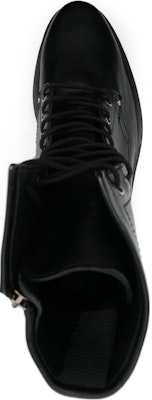 Golden Goose 黑色低帮皮革系带靴 GMF00605.F005005.90100 Shop Golden Goose 黑色低帮皮革系带靴 GMF00605.F005005.90100