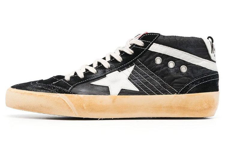 Golden Goose Mid Star 'Distressed Black' GMF00122.F003239.80203