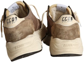 골든구스 빈티지 올리브 러닝화 (Golden Goose Vintage Olive Running Shoes) GMF00272.F003249.35812 Shop 골든구스 빈티지 올리브 러닝화 (Golden Goose Vintage Olive Running Shoes) GMF00272.F003249.35812