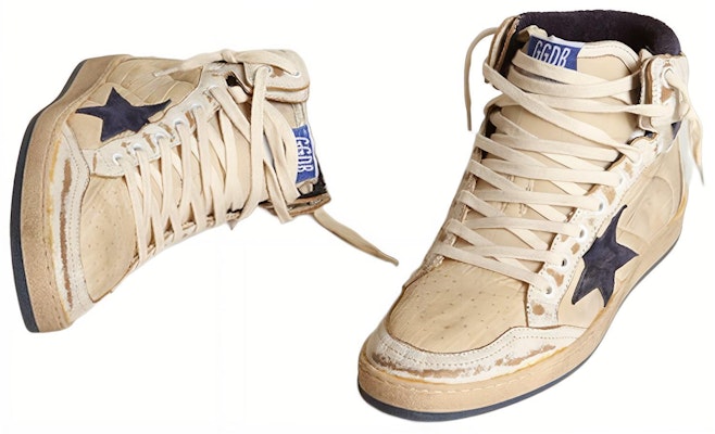 골든구스 스카이-스타 화이트 다크 블루 (Golden Goose Sky-Star White Dark Blue) GMF00230.F003339.10357 Lookbook 골든구스 스카이-스타 화이트 다크 블루 (Golden Goose Sky-Star White Dark Blue) GMF00230.F003339.10357