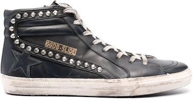 Golden Goose Slide Hitam Bertatahkan Stud GMF00115.F000323.90100 Order Golden Goose Slide Hitam Bertatahkan Stud GMF00115.F000323.90100