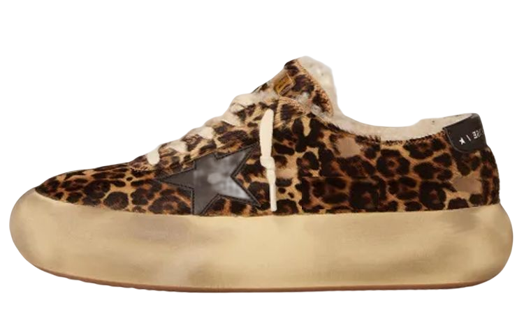 Golden Goose Space-Star Brown Low-Top Casual Sneakers for Men. GMF00346.F002996.81472